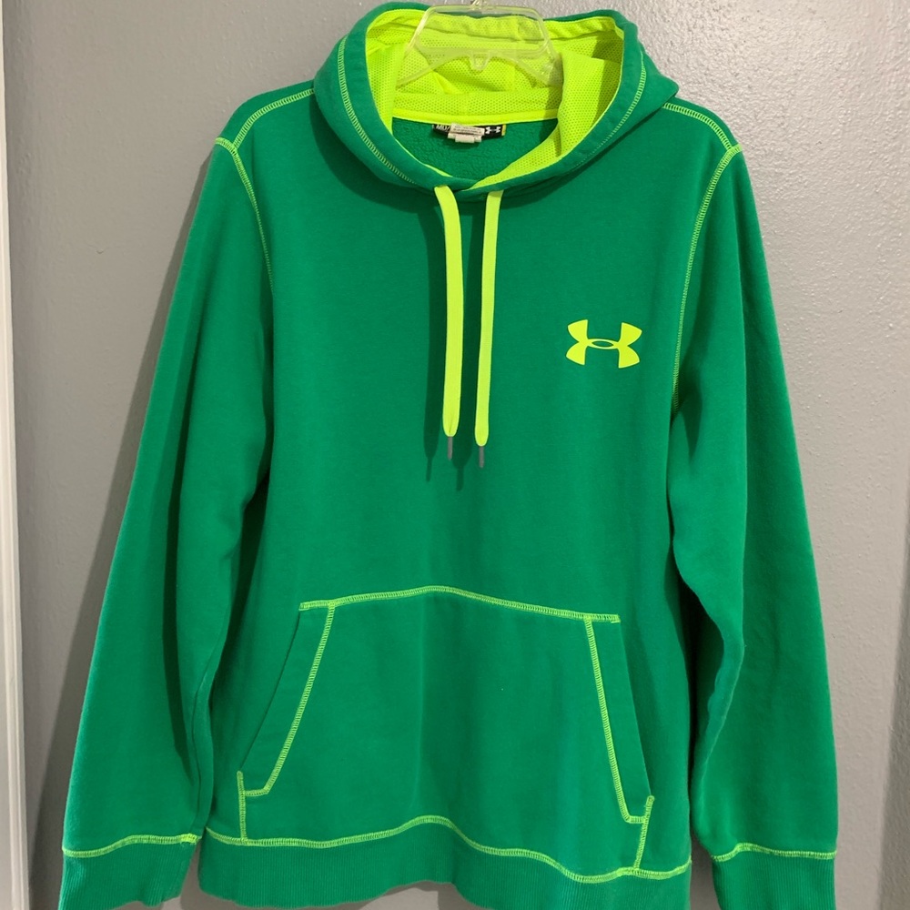 Men’s UA sweater